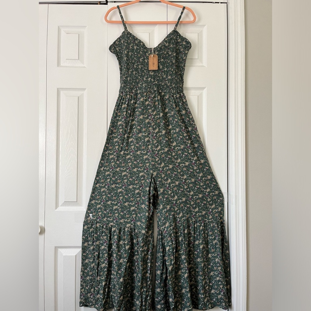 Natural Life NWT GREEN ROMPER